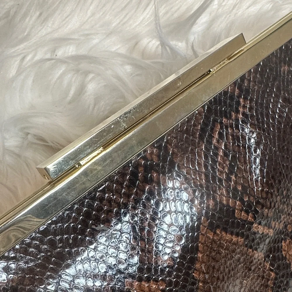 Preloved Elegant Vintage Italian Leather Brown Snakeskin Clutch Bag - Picture 15 of 16